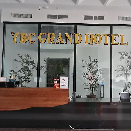 Ybc Grand Hotel โอลองกาโป ภายนอก รูปภาพ